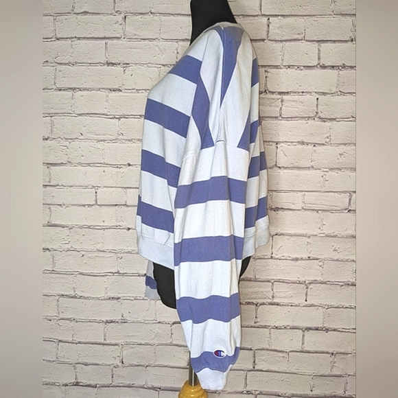 CHAMPION Cropped Oversized Sweater - Picture 3 of 13